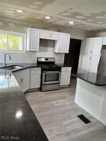 227 Westminster Avenue, Youngstown, OH 44515