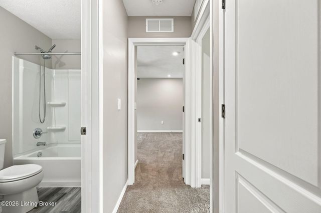 109 Cypress Ct, Mt Washington, KY 40047