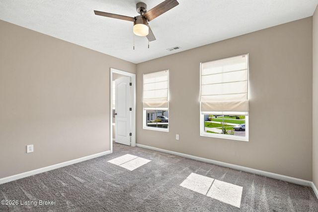 109 Cypress Ct, Mt Washington, KY 40047