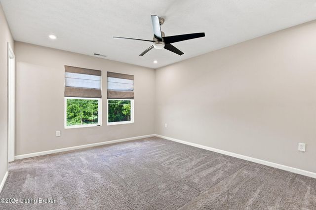 109 Cypress Ct, Mt Washington, KY 40047