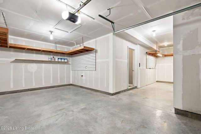 109 Cypress Ct, Mt Washington, KY 40047