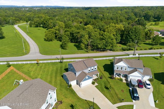 109 Cypress Ct, Mt Washington, KY 40047