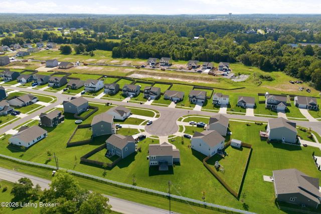 109 Cypress Ct, Mt Washington, KY 40047