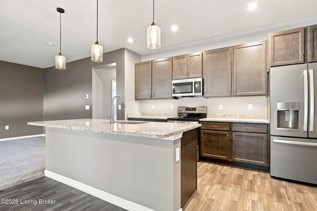 109 Cypress Ct, Mt Washington, KY 40047