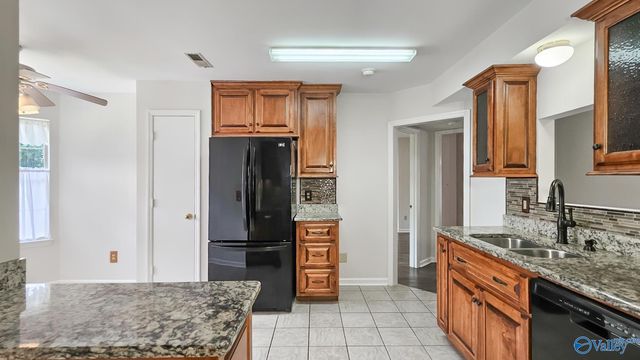 215 Turnbrook Drive SW, Huntsville, AL 35824