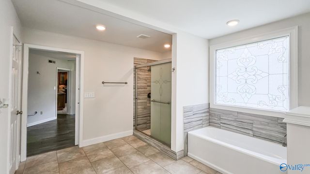 215 Turnbrook Drive SW, Huntsville, AL 35824
