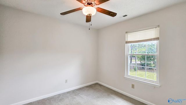 215 Turnbrook Drive SW, Huntsville, AL 35824