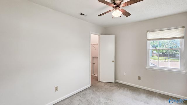 215 Turnbrook Drive SW, Huntsville, AL 35824