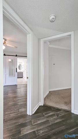 215 Turnbrook Drive SW, Huntsville, AL 35824