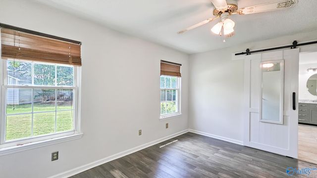 215 Turnbrook Drive SW, Huntsville, AL 35824