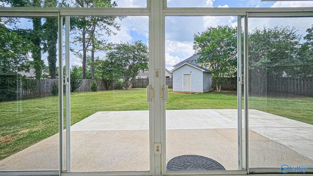 215 Turnbrook Drive SW, Huntsville, AL 35824