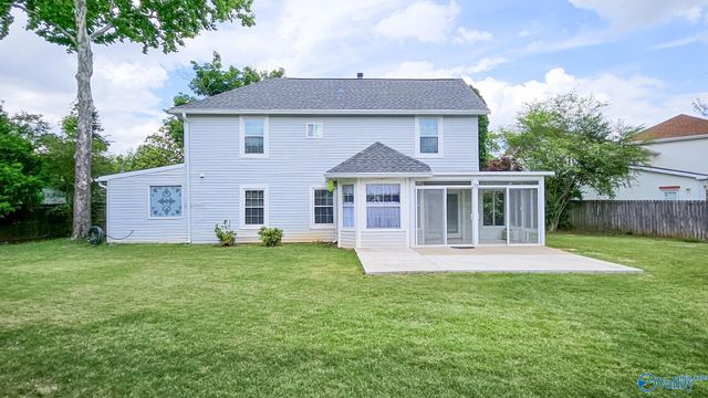 215 Turnbrook Drive SW, Huntsville, AL 35824
