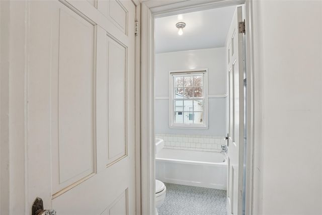 1604 45th Street, Des Moines, IA 50310