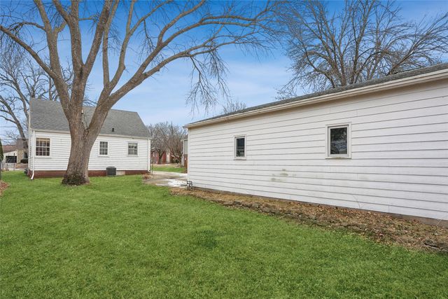 1604 45th Street, Des Moines, IA 50310