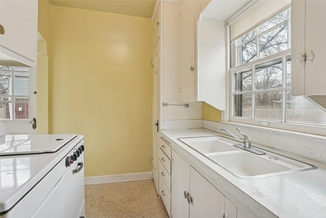 1604 45th Street, Des Moines, IA 50310