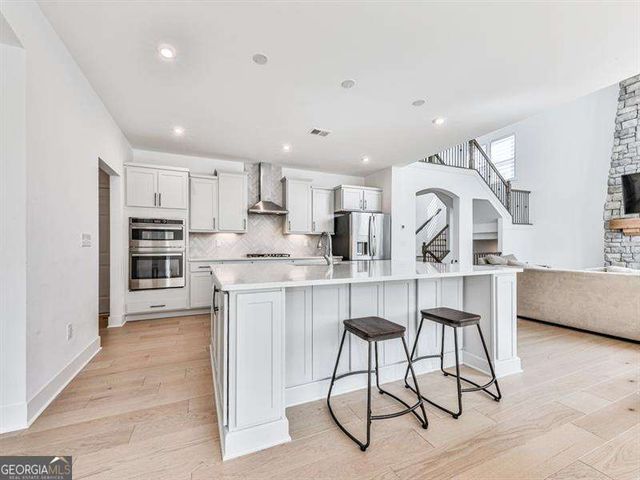 194 Greenbrier Way, Canton, GA 30114