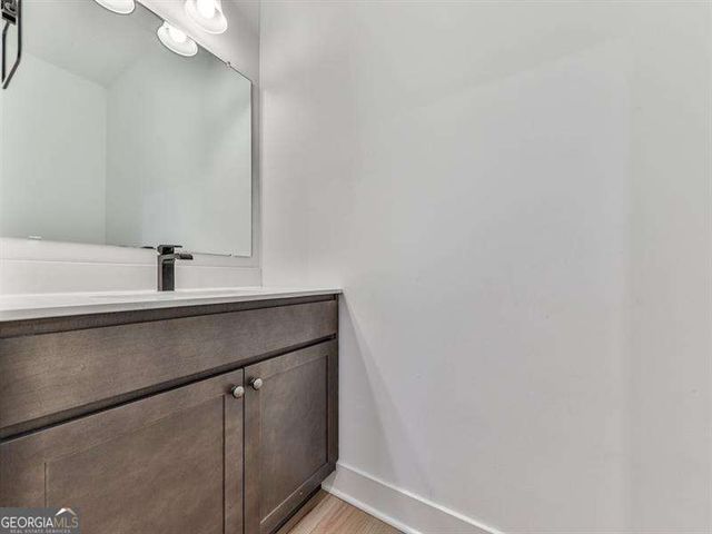 194 Greenbrier Way, Canton, GA 30114