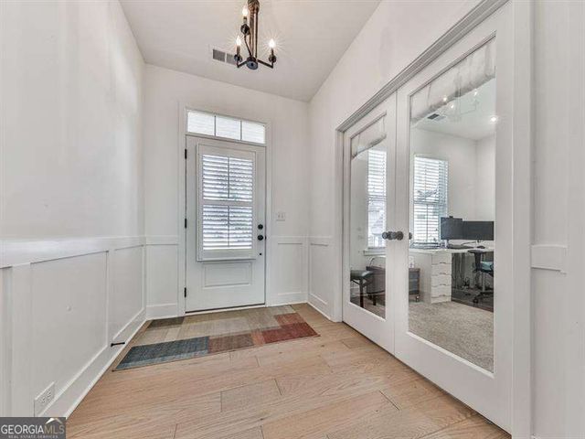 194 Greenbrier Way, Canton, GA 30114