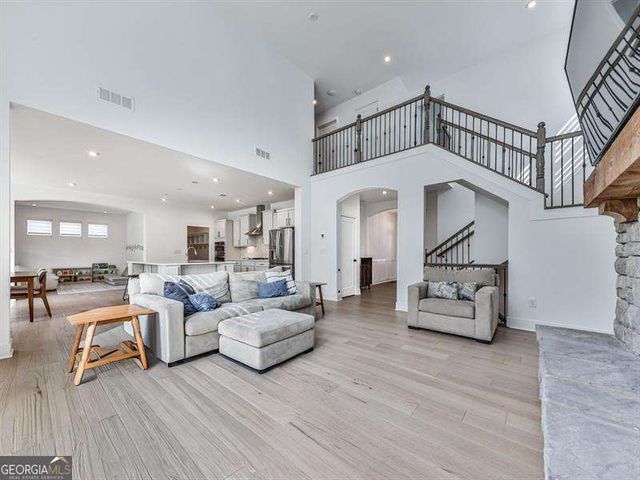 194 Greenbrier Way, Canton, GA 30114