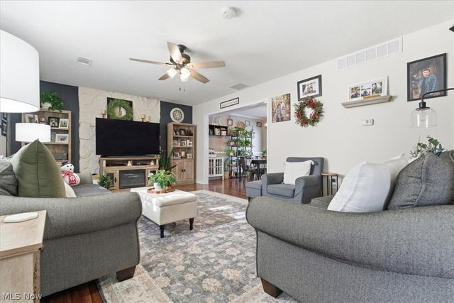 1705 16th Avenue, Parkersburg, WV 26101