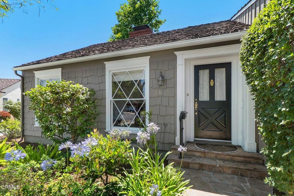 Image 3 of property listing at 2810 Somerset Place, San Marino, CA 91108