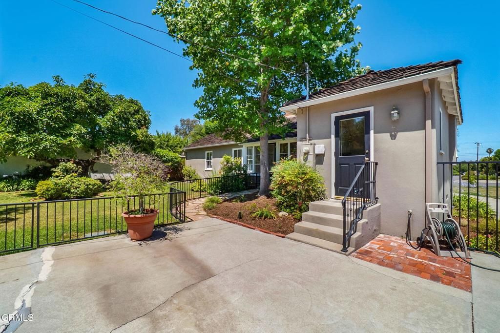 Image 5 of property listing at 2810 Somerset Place, San Marino, CA 91108