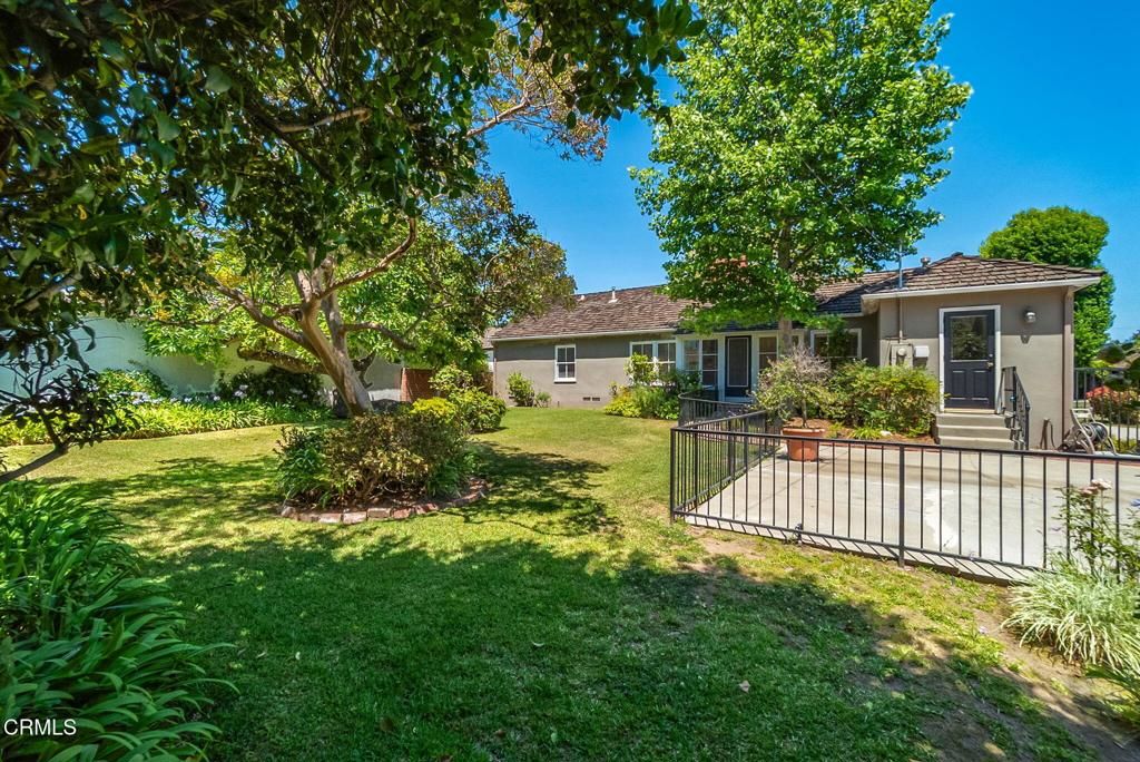 Image 7 of property listing at 2810 Somerset Place, San Marino, CA 91108