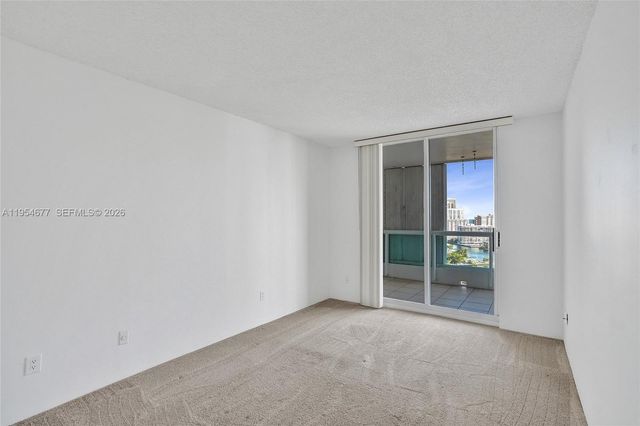 21205 Yacht Club Dr 2310, Aventura, FL 33180