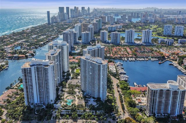 21205 Yacht Club Dr 2310, Aventura, FL 33180