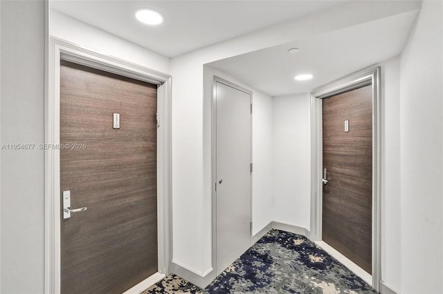 21205 Yacht Club Dr 2310, Aventura, FL 33180