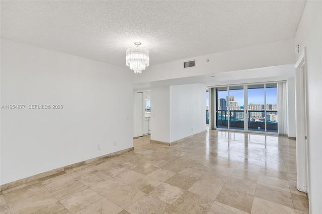 21205 Yacht Club Dr 2310, Aventura, FL 33180