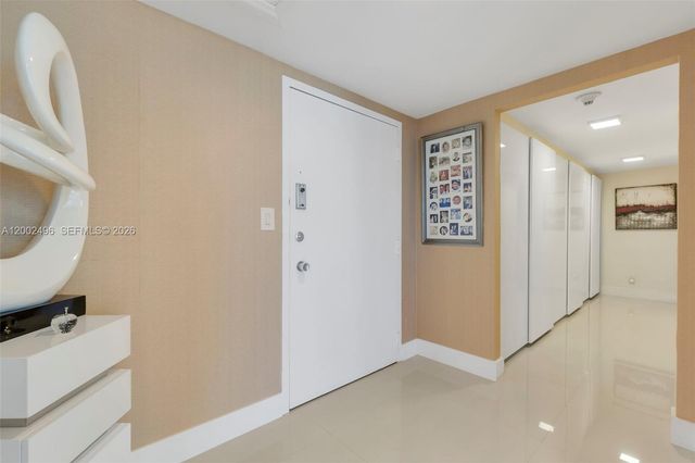 5660 Collins Ave 4B, Miami Beach, FL 33140
