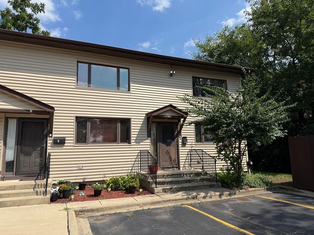 4735 Yender Avenue 10, Lisle, IL 60532