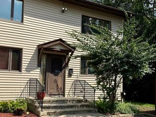 4735 Yender Avenue 10, Lisle, IL 60532