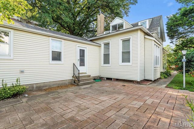 620 E A Street, Belleville, IL 62220