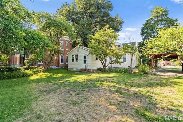 620 E A Street, Belleville, IL 62220