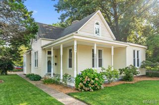 620 E A Street, Belleville, IL 62220