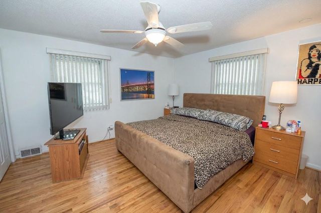 1180 BALLYTORE RD, Huntingdon Valley, PA 19006