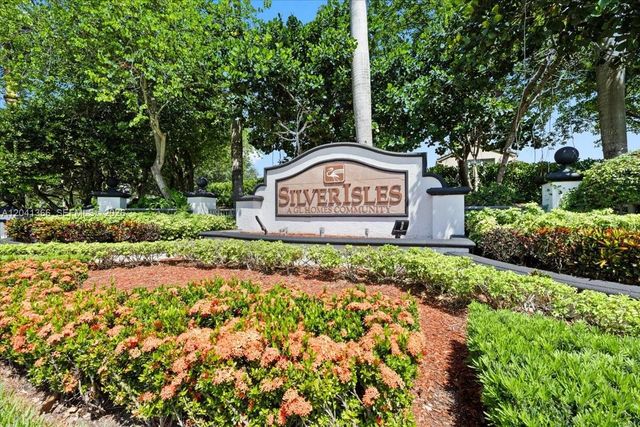 16309 SW 27th St, Miramar, FL 33027