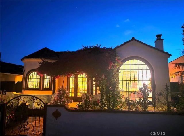 3109 Stanford Avenue, Venice, CA 90292