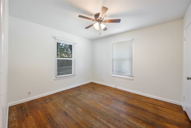 112 W Oconnell Street, Howe, TX 75459