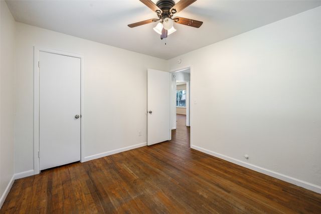112 W Oconnell Street, Howe, TX 75459