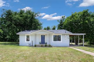 112 W Oconnell Street, Howe, TX 75459