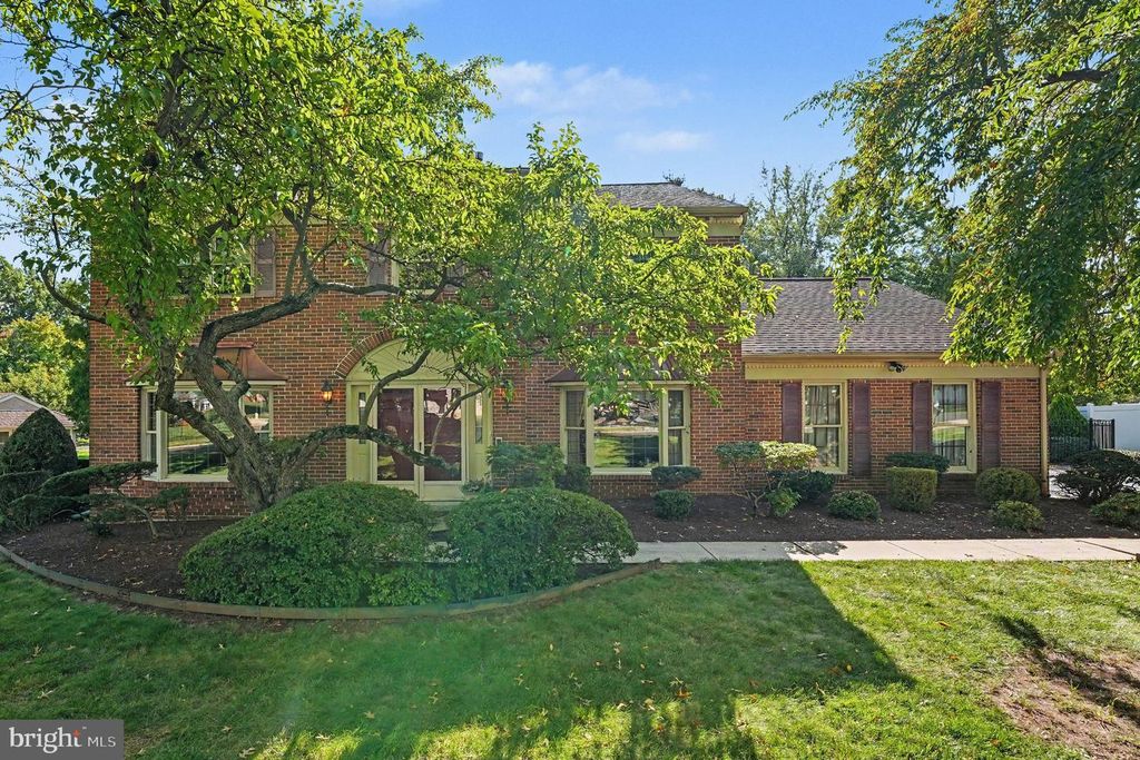 708 ALDRIN AVE, Lansdale, PA 19446 — exterior
