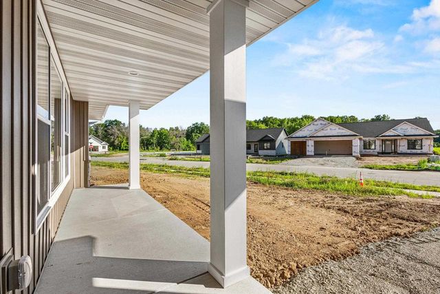 1400 DIVINITY DRIVE, De Pere, WI 54115