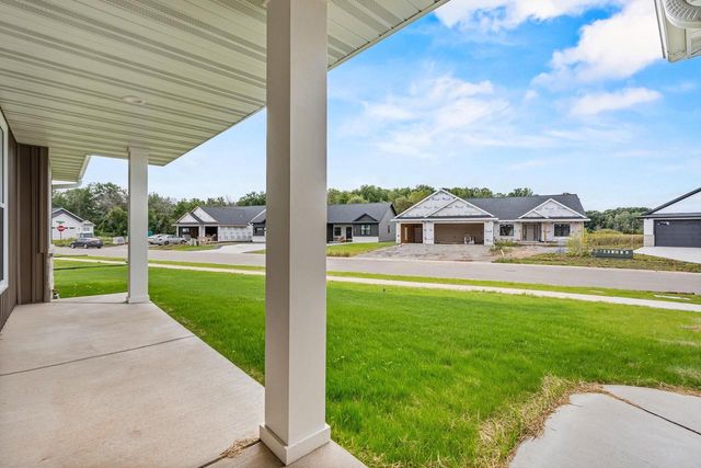 1400 DIVINITY DRIVE, De Pere, WI 54115