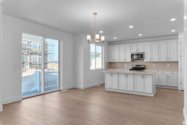 3816 W 2300 N, Clinton, UT 84015