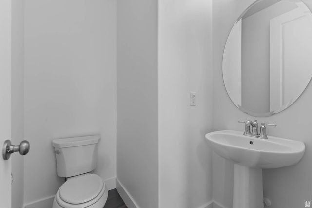 3816 W 2300 N, Clinton, UT 84015