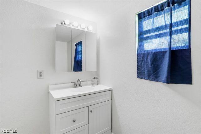 503 Myrtle ST, Punta Gorda, FL 33950