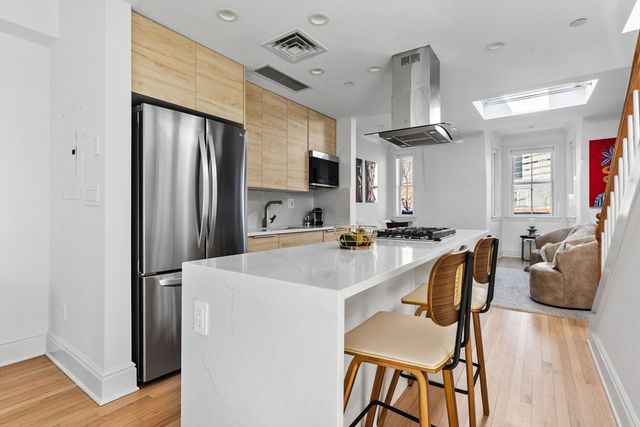 350 Columbus Ave 6, Boston, MA 02116